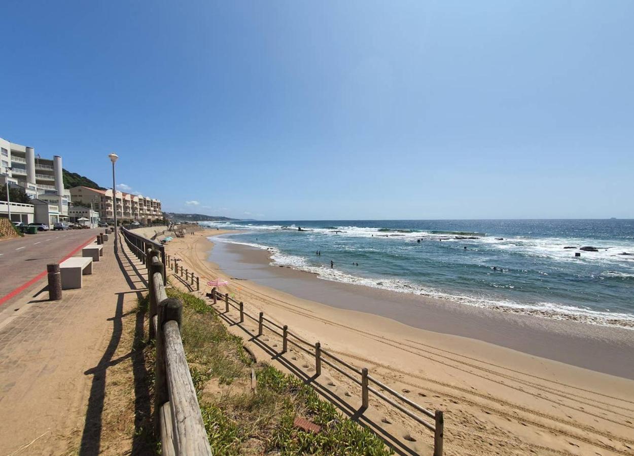 Superb Seaview @ 3Br Camarque Apt Umdloti Beach! Apartment Exterior photo